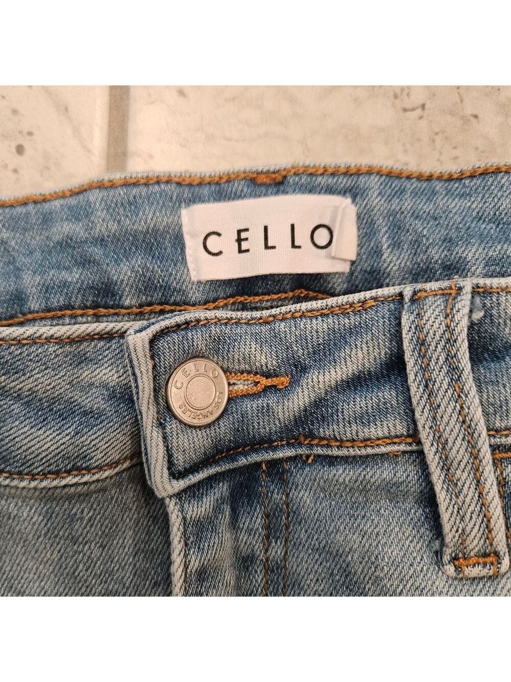 Cello High Rise Destroy Super Flare Jeans | Women’s Size 9 | New With Tags - Picture 2 of 6